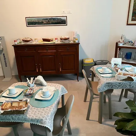 San Marco - Porta Maggiore Bed & Breakfast 3*